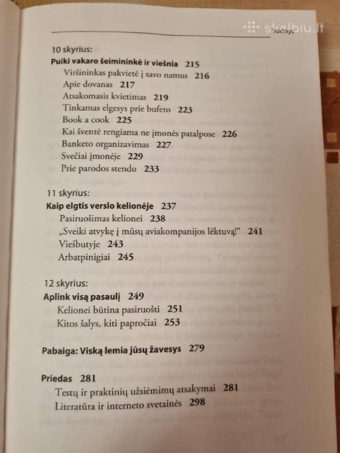 Verslo etiketas moterims - nuotraukos Nr. 7
