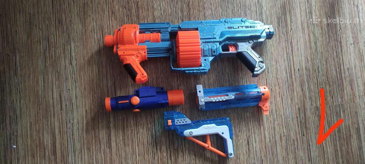 Parduodu naudotus Nerf šautuvus