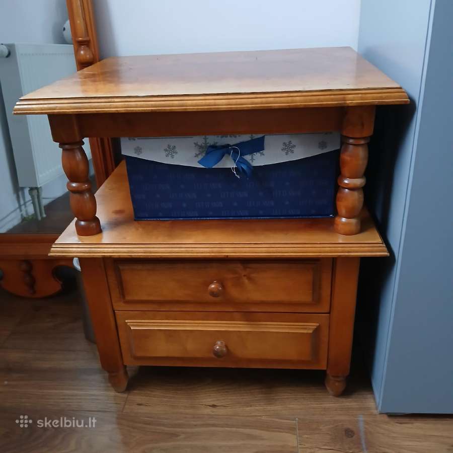 Veidrodis su spintele - nuotraukos Nr. 3