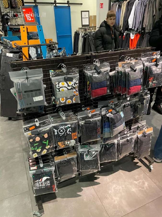 Ukmergėje parduodama parduotuvės įranga - nuotraukos Nr. 25