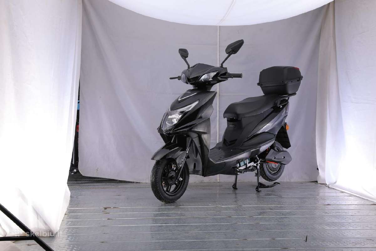 Elektrinis motoroleris cioperis uz savikaina - nuotraukos Nr. 4