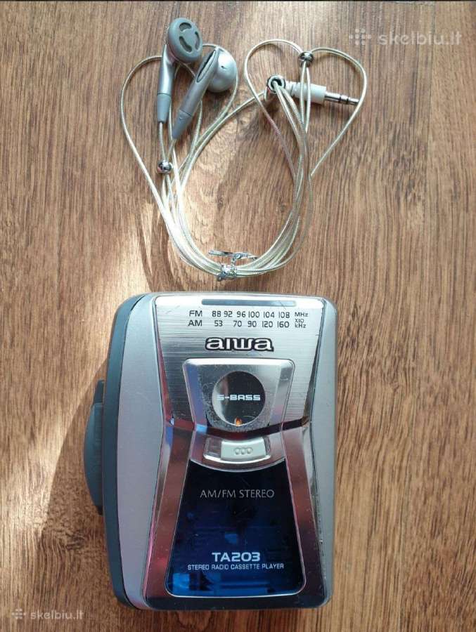 Aiwa Stereo Radio Cassette Player S-bass