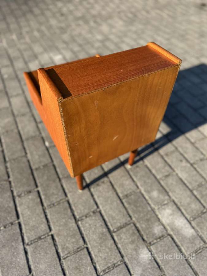 Mid century Miegamojo staliukas su stalciumi - nuotraukos Nr. 6