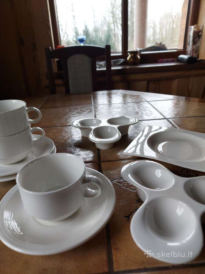Villeroy & Boch puodeliai ir užkandžių lėkštutės