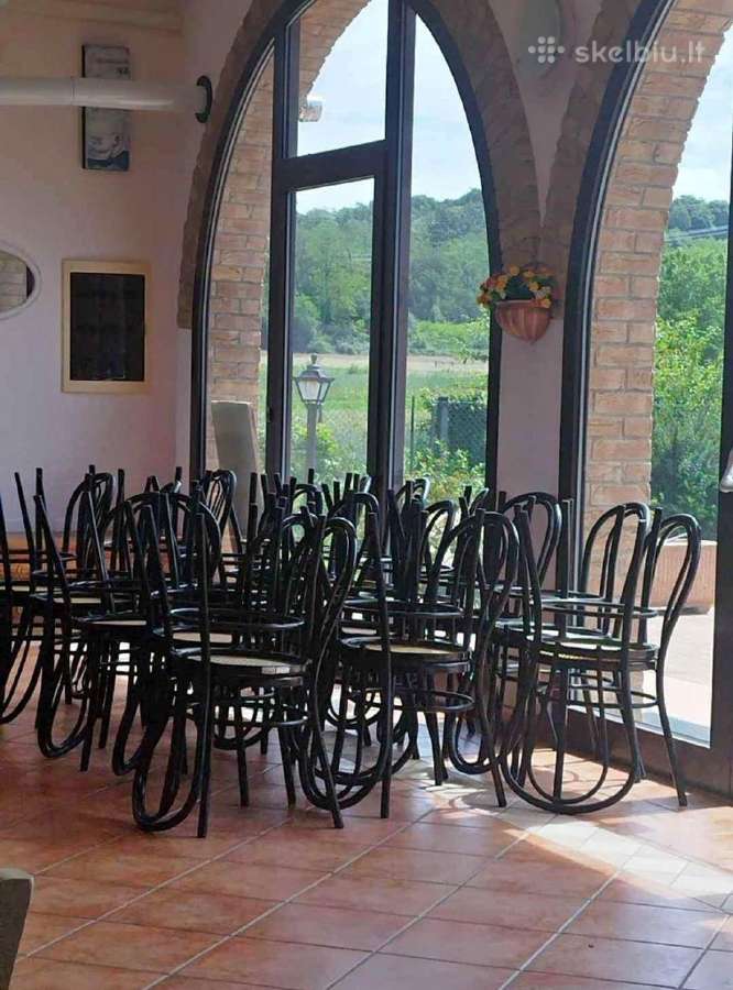 Thonet stiliaus kavinės