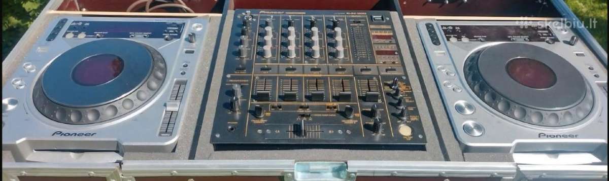 Pioneer djm 600 + 2x cdj 800 mk2