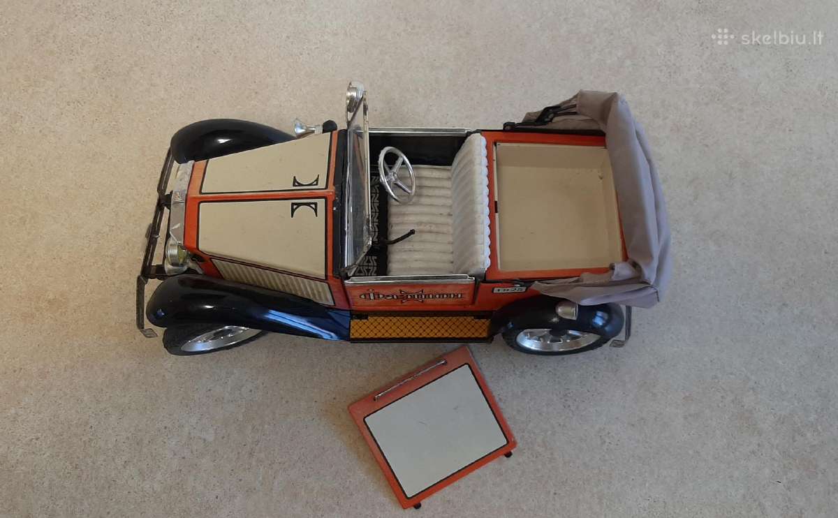 Vintažinis,kolekcinis automobilio modelis - nuotraukos Nr. 14