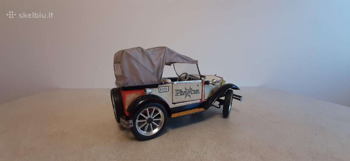 Vintažinis,kolekcinis automobilio modelis - nuotraukos Nr. 8