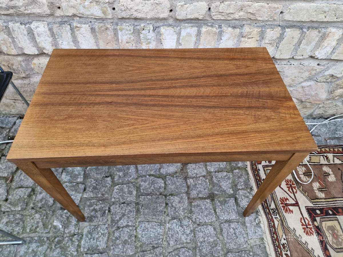 Vintažinis midcentury riešutmedžio kavos staliukas - nuotraukos Nr. 3