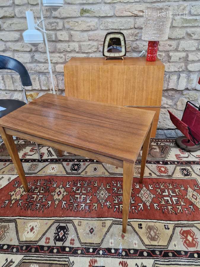 Vintažinis midcentury riešutmedžio kavos staliukas - nuotraukos Nr. 21