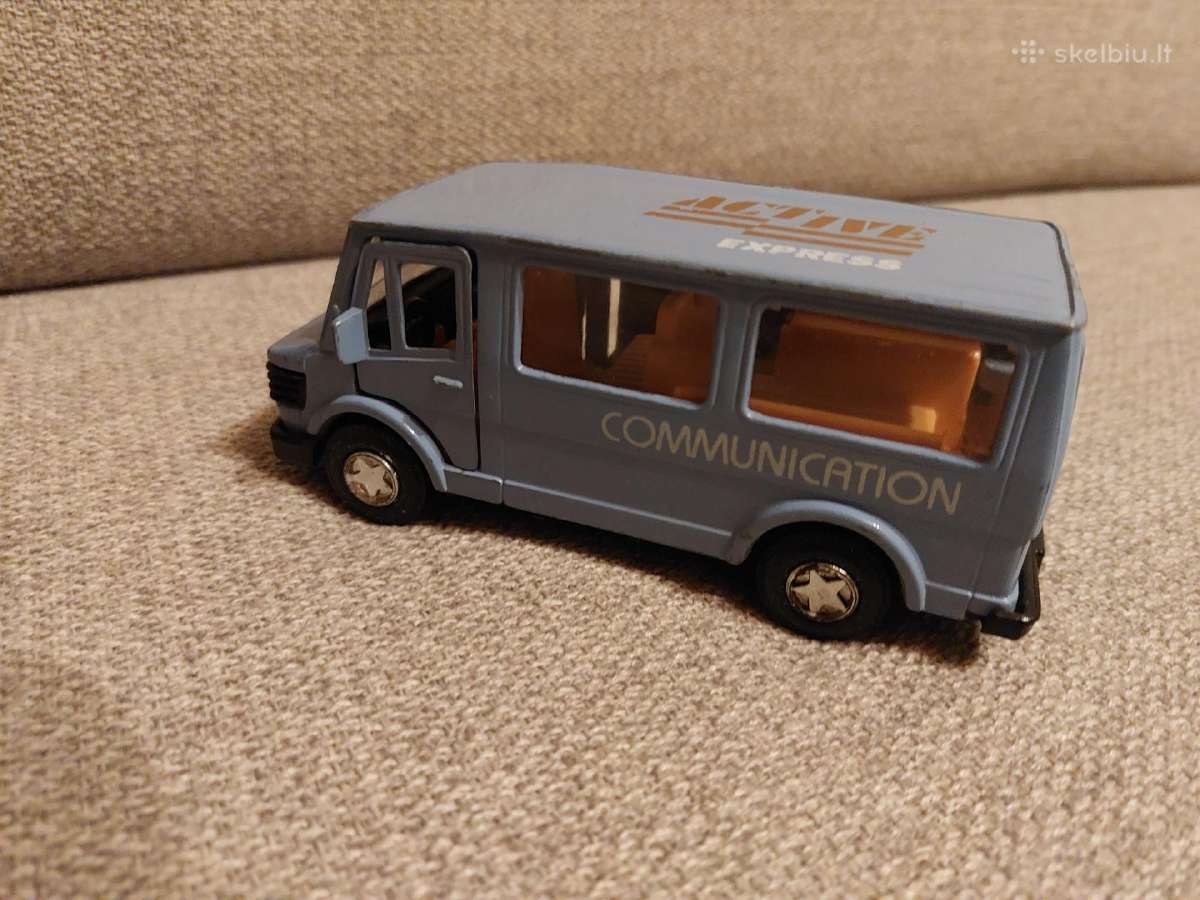 Mercedes Benz modeliukas - nuotraukos Nr. 4