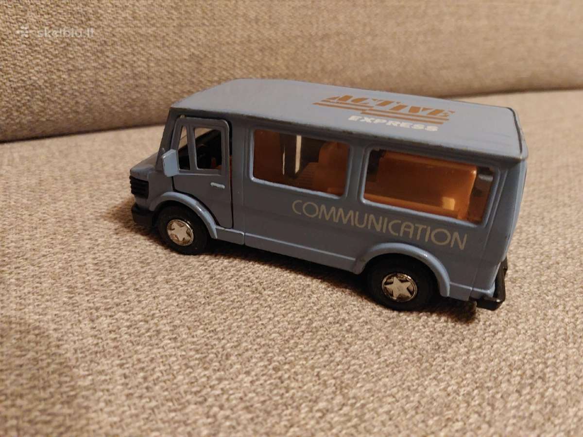 Mercedes Benz modeliukas - nuotraukos Nr. 8