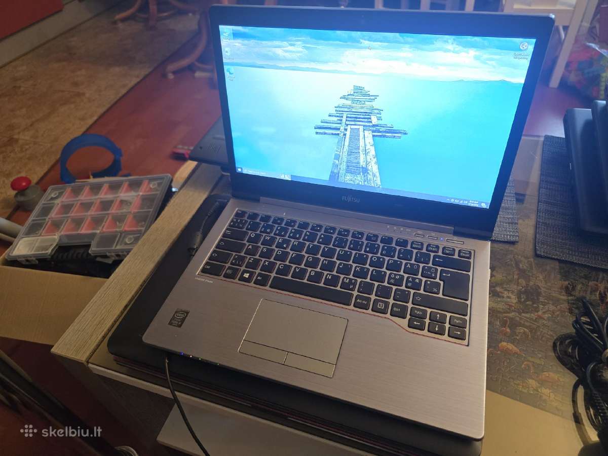 Fujitsu laptopai nuo 25 iki 50 euru i3 i5 i7