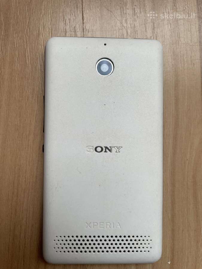 Sony Xperia mobilusis veikiantis retro telefonas