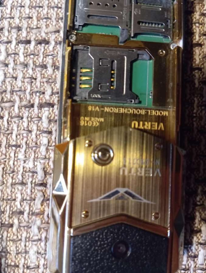 Mobilus telefonas - nuotraukos Nr. 7