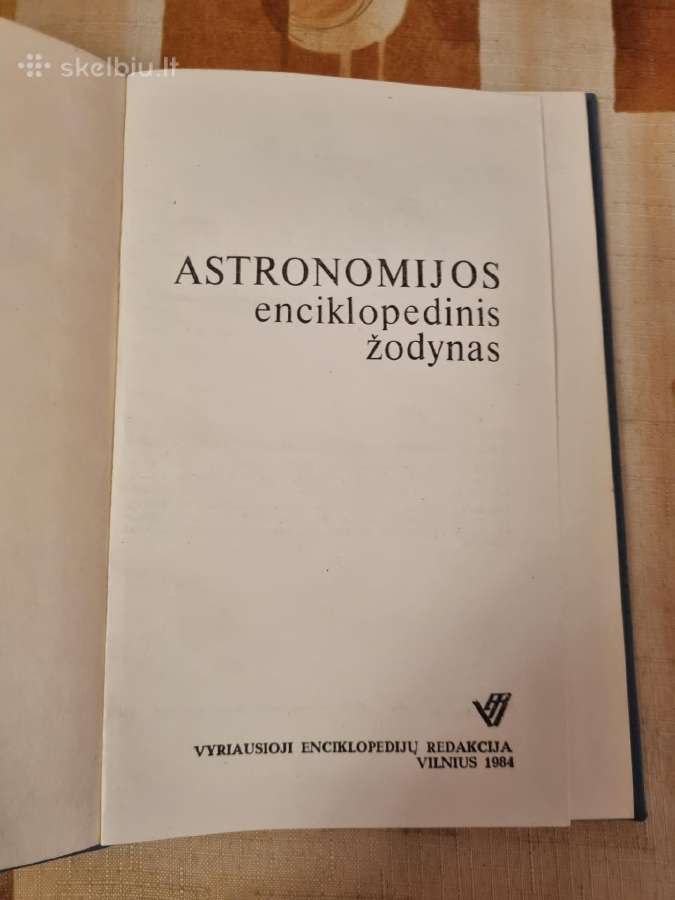 Astronomijos enciklopedinis žinynas - nuotraukos Nr. 2