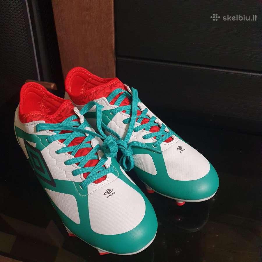 Futbolo bateliai Umbro. - nuotraukos Nr. 7