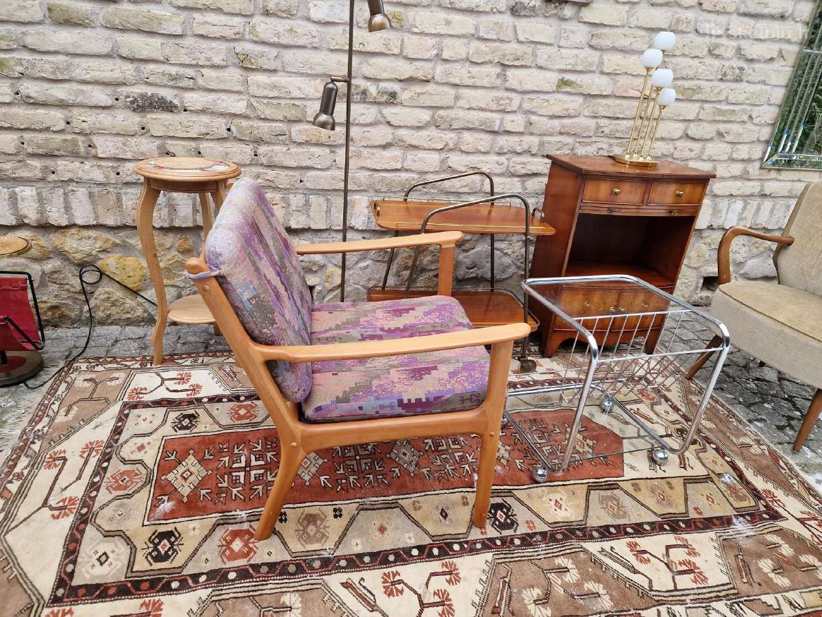 Vintažinis mid century vyšnios masyvo fotelis - nuotraukos Nr. 5
