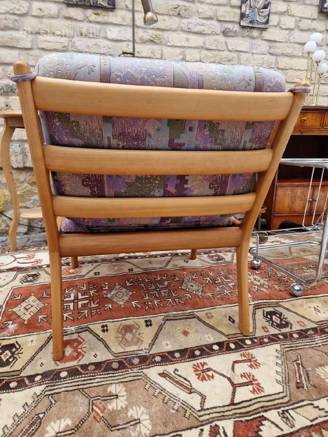 Vintažinis mid century vyšnios masyvo fotelis - nuotraukos Nr. 13