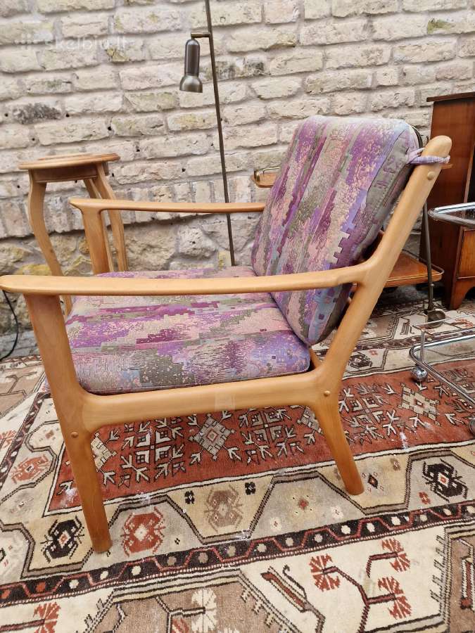 Vintažinis mid century vyšnios masyvo fotelis - nuotraukos Nr. 15