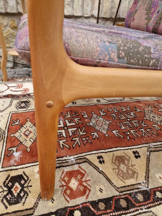 Vintažinis mid century vyšnios masyvo fotelis - nuotraukos Nr. 16