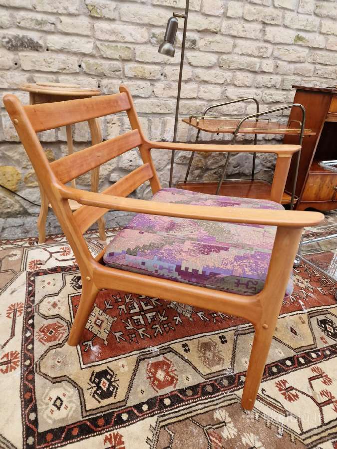 Vintažinis mid century vyšnios masyvo fotelis - nuotraukos Nr. 20