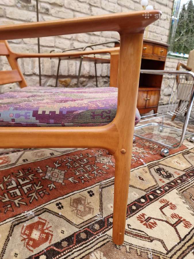 Vintažinis mid century vyšnios masyvo fotelis - nuotraukos Nr. 22