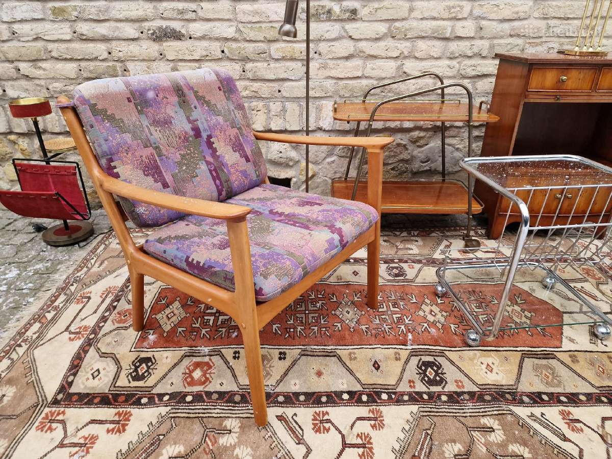 Vintažinis mid century vyšnios masyvo fotelis - nuotraukos Nr. 25