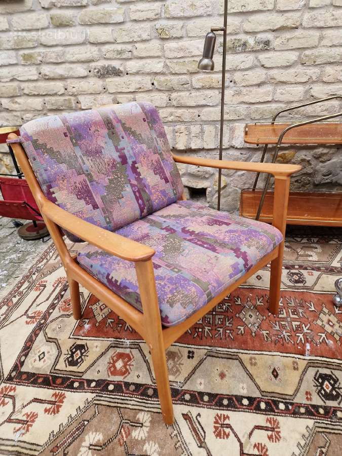Vintažinis mid century vyšnios masyvo fotelis - nuotraukos Nr. 28