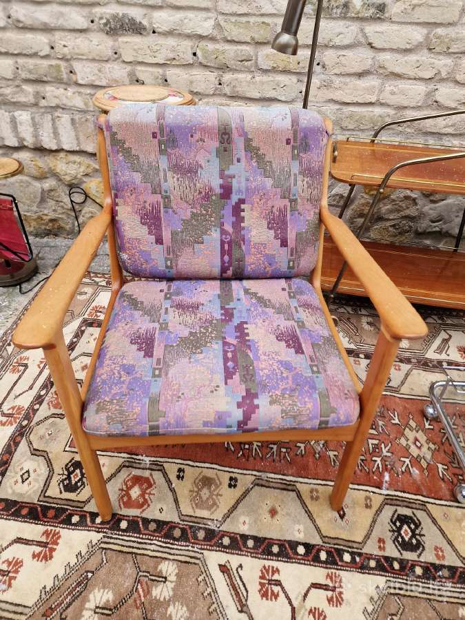 Vintažinis mid century vyšnios masyvo fotelis - nuotraukos Nr. 29