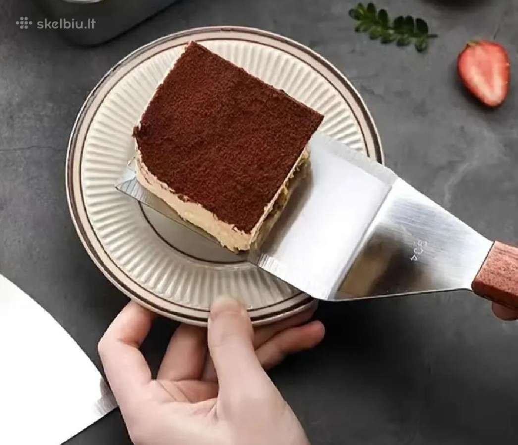 Nauja Tiramisu lopetelė