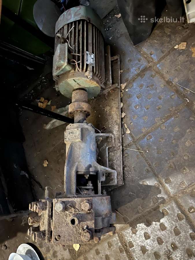 Pompa su el motoru
