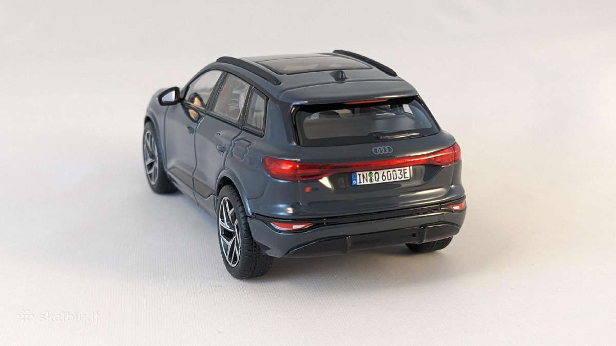 1/43 modeliukai Audi Q6 e-tron 2023 - nuotraukos Nr. 11