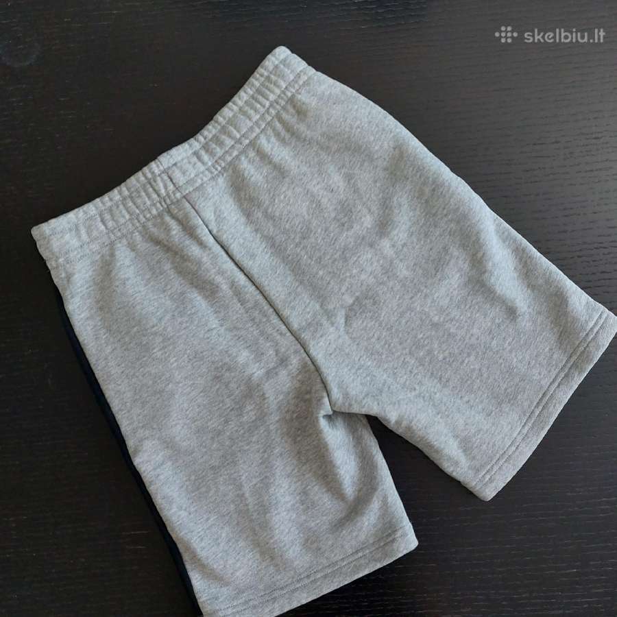 Lacoste šortai 152 dydžio - nuotraukos Nr. 9