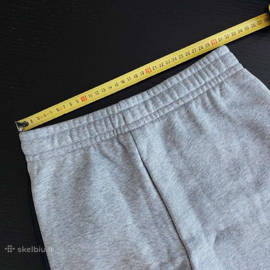 Lacoste šortai 152 dydžio - nuotraukos Nr. 10