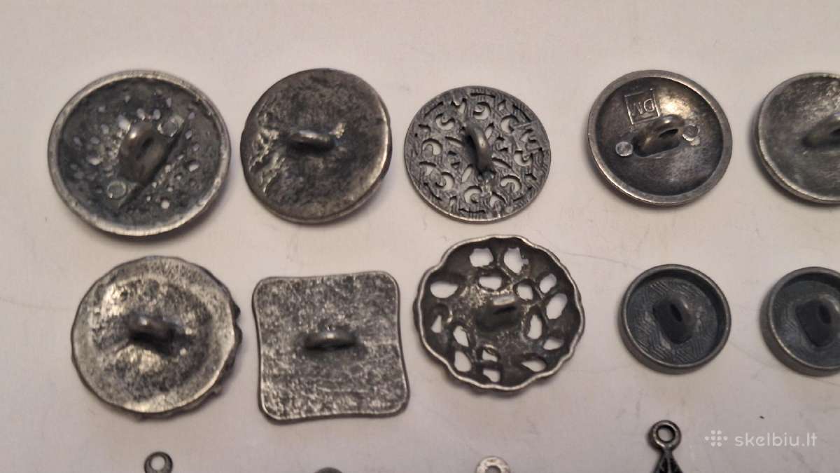 Metalinės sagos,pakabukai. - nuotraukos Nr. 10
