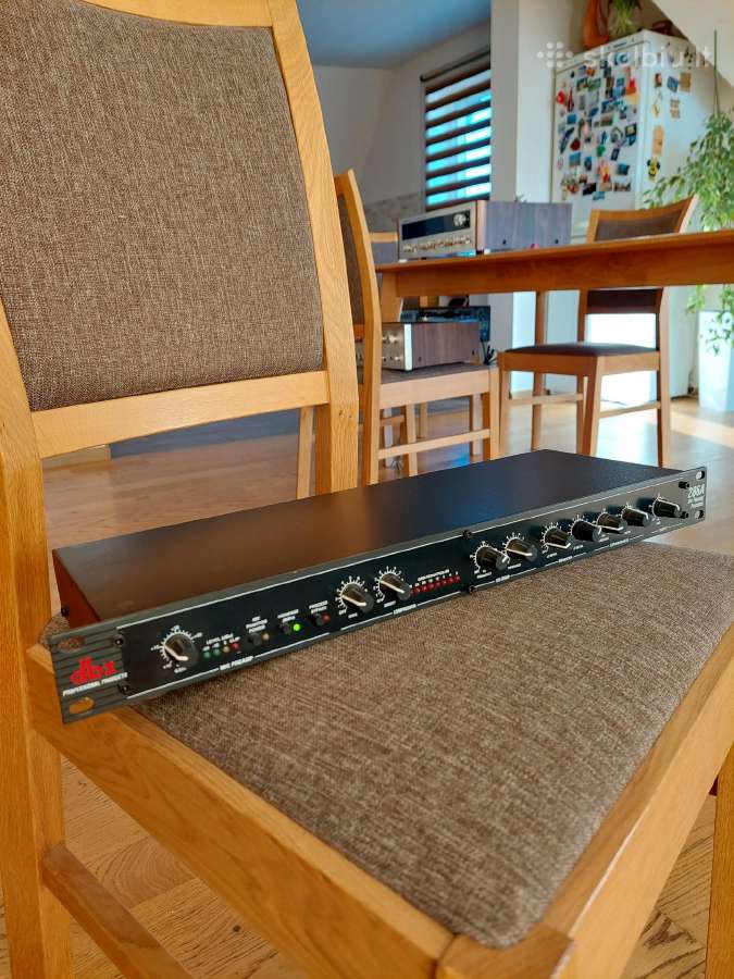 Nikko 7075, dbx 268a, Lafayette Bocama, Accuphase - nuotraukos Nr. 4