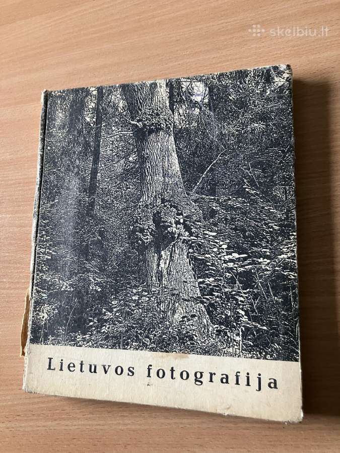 Knyga-albumas Lietuvos fotografija
