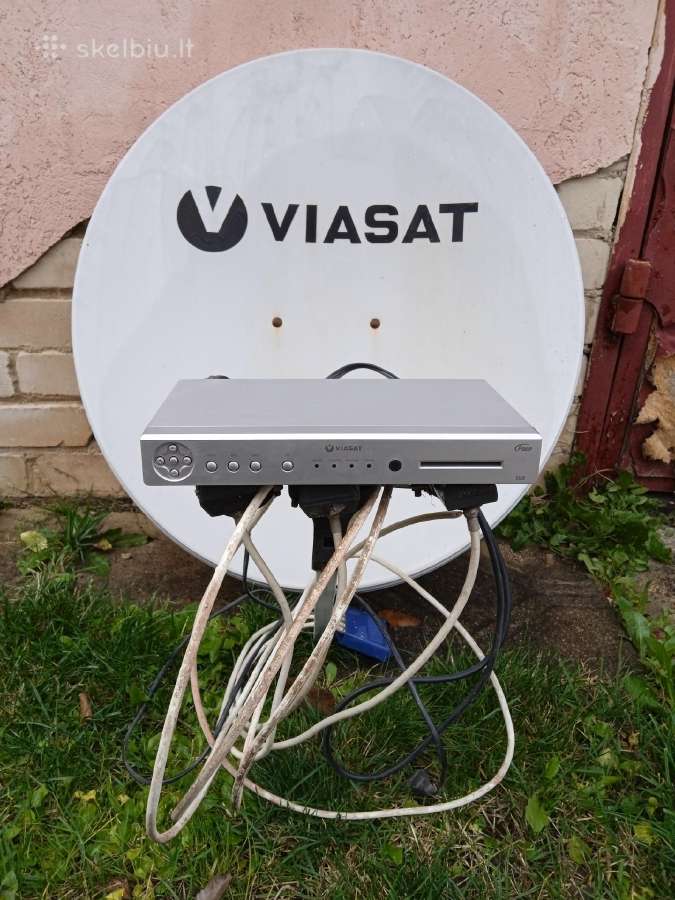 Palydovinė antena (su priedeliu)