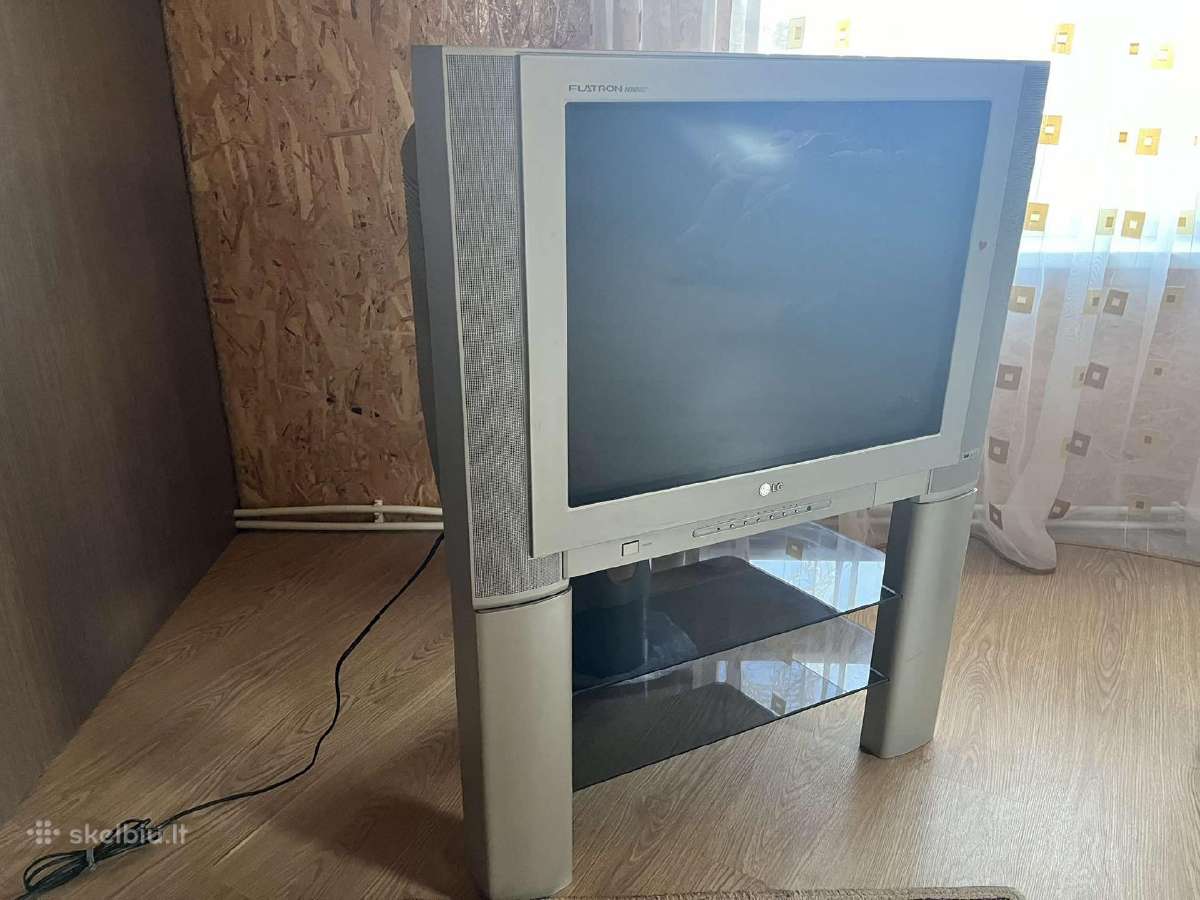 Parduodamas veikiantis LG televizorius