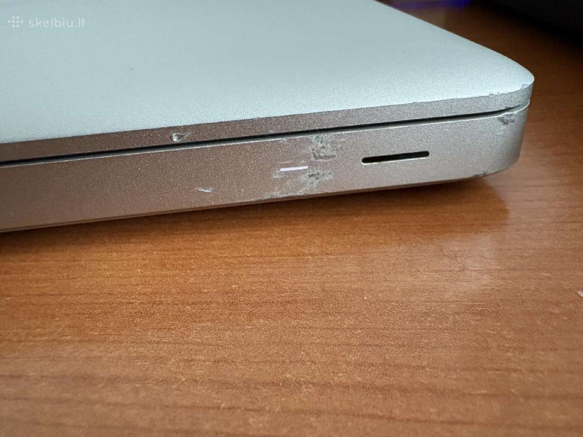 MacBook Pro (17-inch, Mid 2010) - nuotraukos Nr. 3