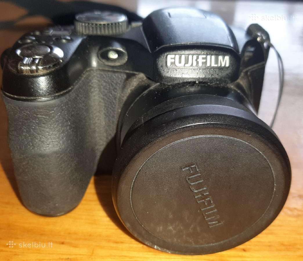 Fuji Film Finepix S2500 HD skaitmeninį fotoaparatą