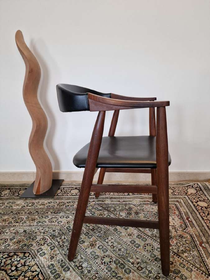 Vintažinė mid century autorinė tikmedžio kėdė - nuotraukos Nr. 2