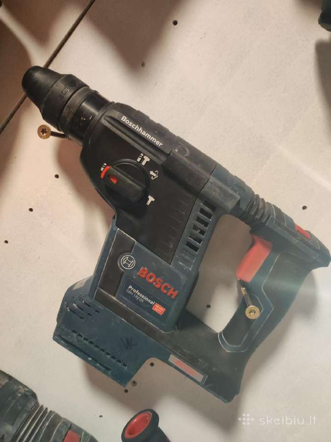 Bosch įvairūs akumuliatoriniai irankiai - nuotraukos Nr. 15
