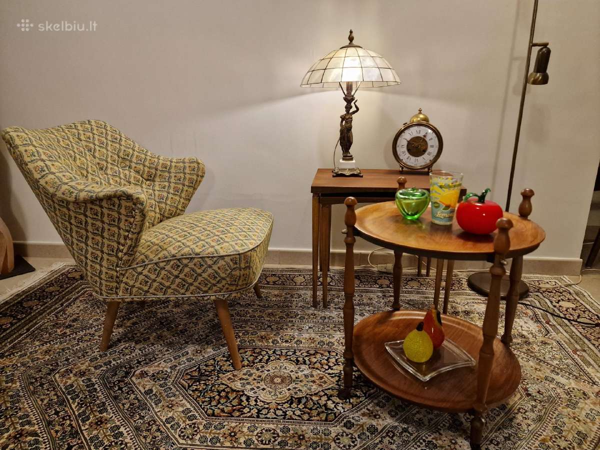 Vintažinis mid century tikmedžio staliukas/servant - nuotraukos Nr. 2