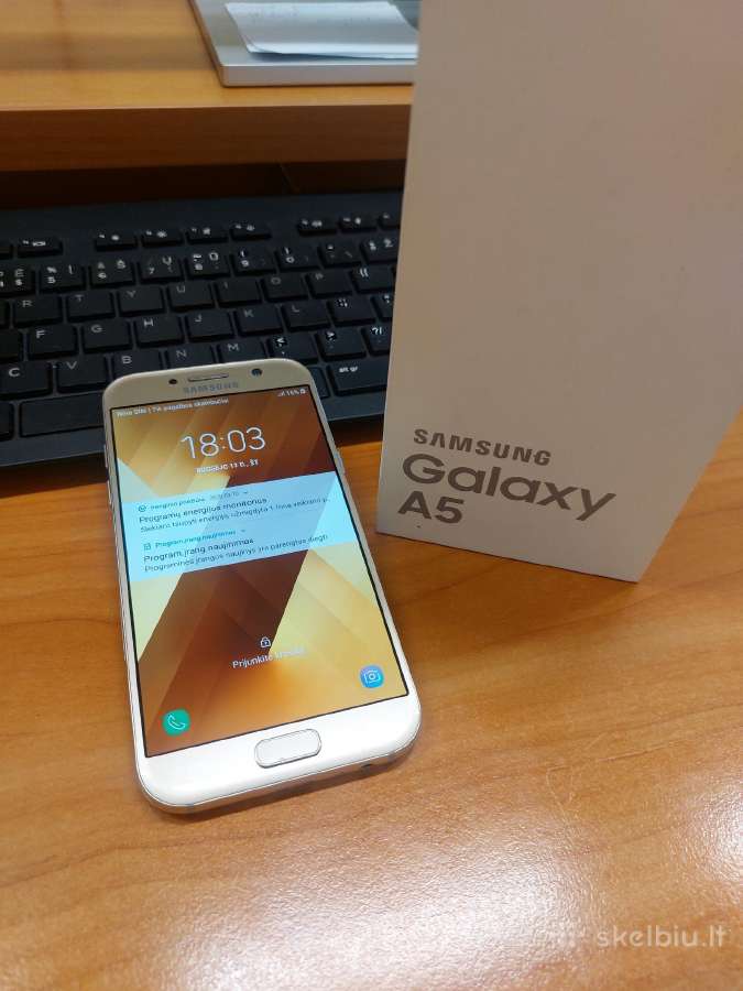 Telefonas Samsung A520f su dežute