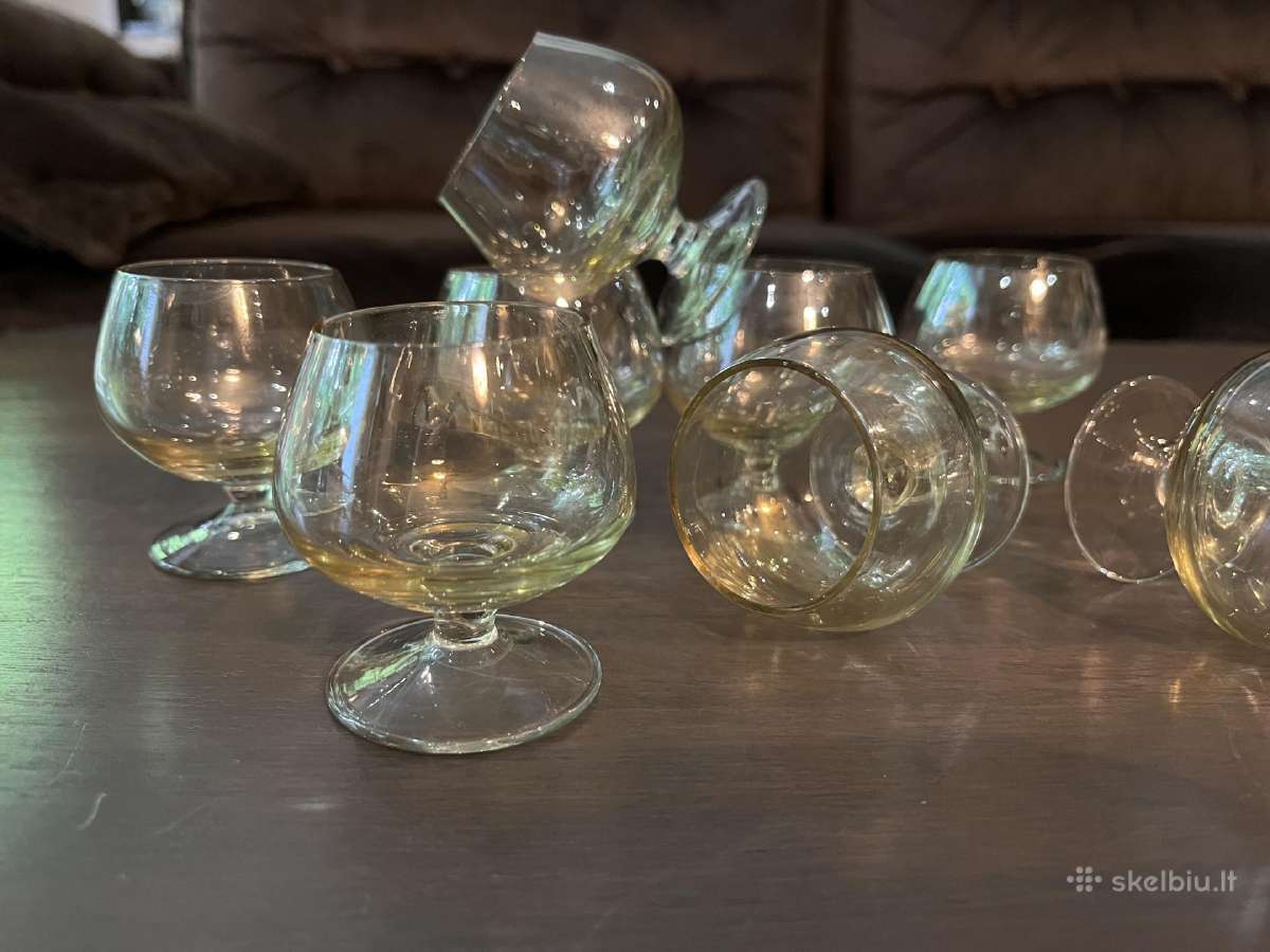 Gelsvo stiklo taurelės mid-century stiliaus 50ml