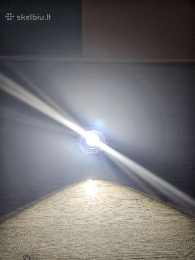 LED lempa darbo - nuotraukos Nr. 3