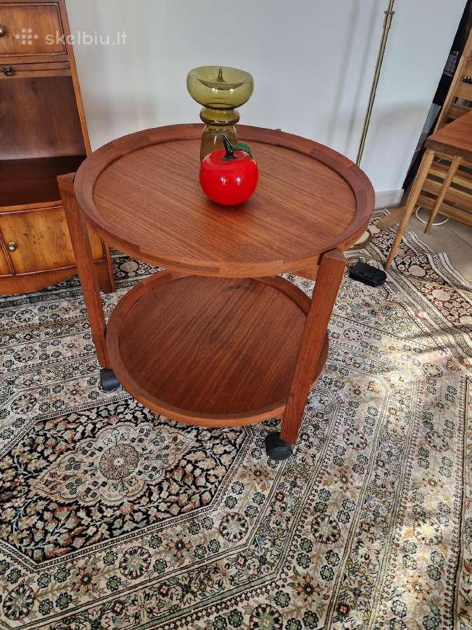 Vintažinis mid century tikmedžio staliukas