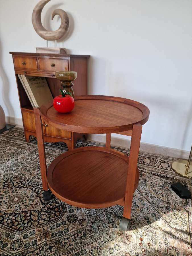 Vintažinis mid century tikmedžio staliukas - nuotraukos Nr. 14